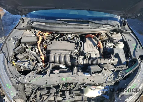 2018 Honda Clarity Touring z USA, uszkodzony, nr VIN JHMZC5F31JC013366